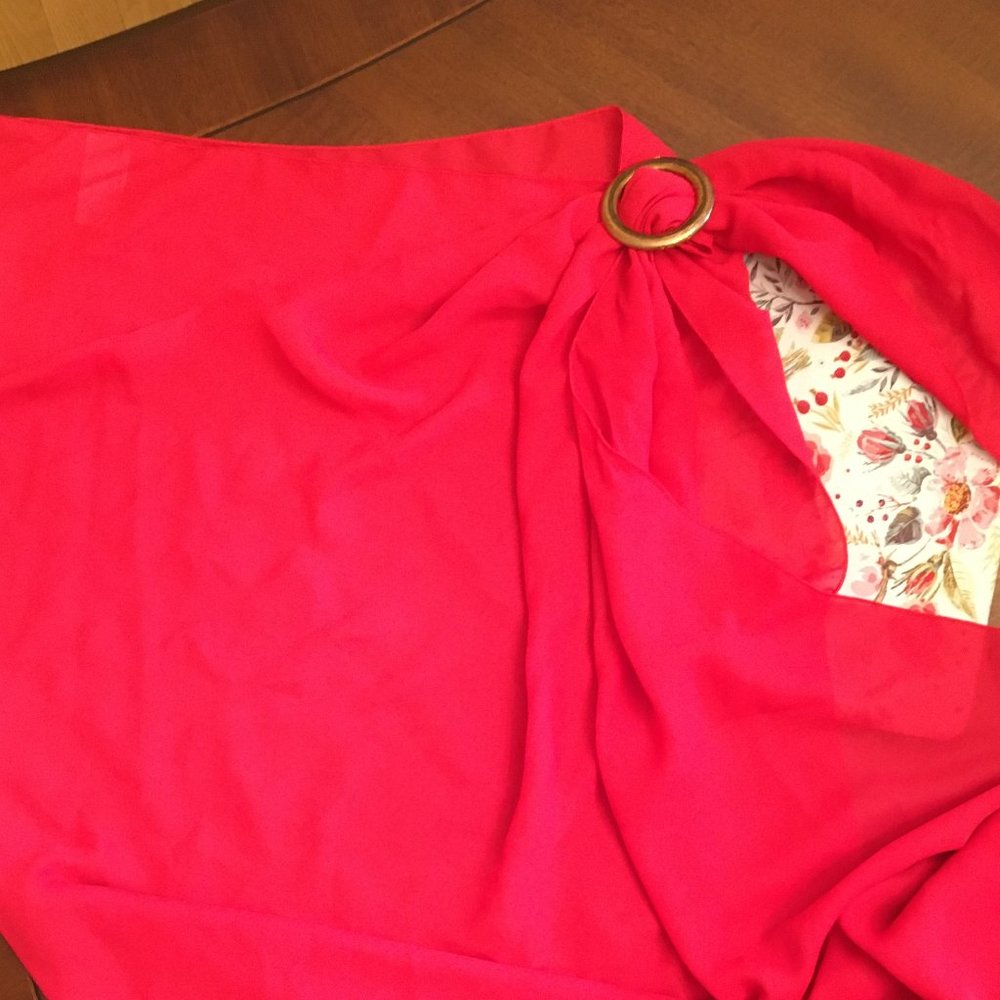 Red sarong
